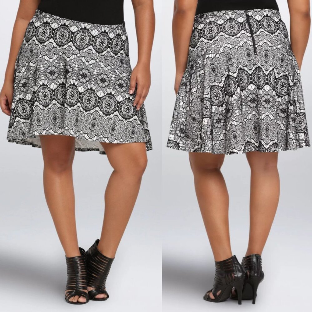 Torrid 3 Bonded Lace Skater High Low Skirt 3X 22 24